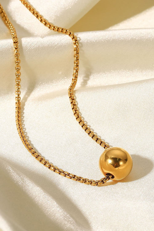 18K Gold - Plated Round Shape Pendant Necklace - Chic Boutique