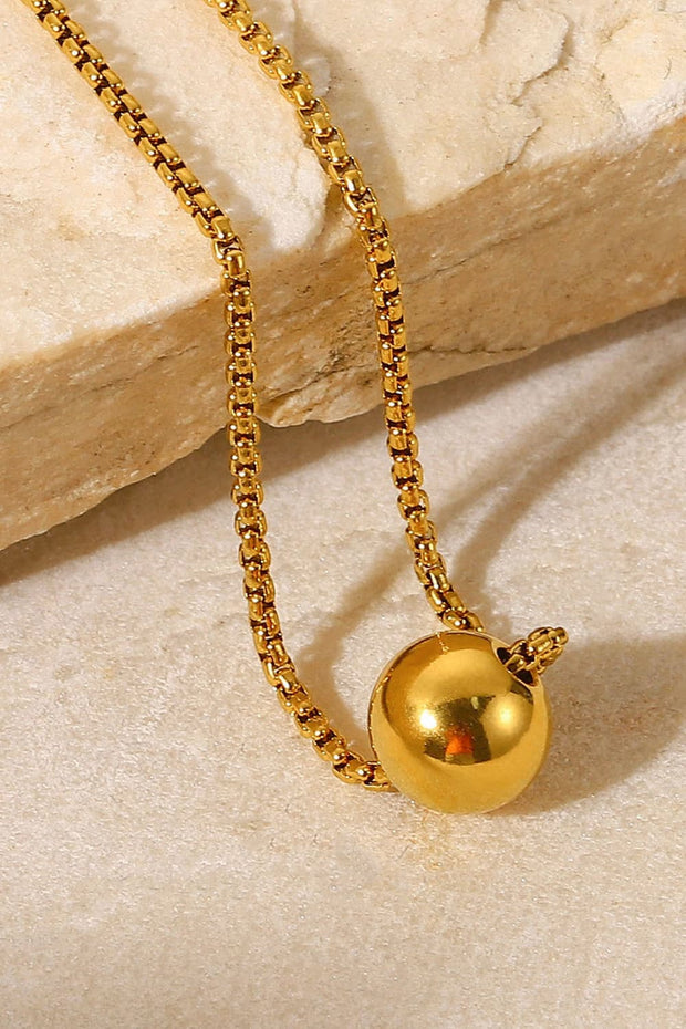 18K Gold - Plated Round Shape Pendant Necklace - Chic Boutique