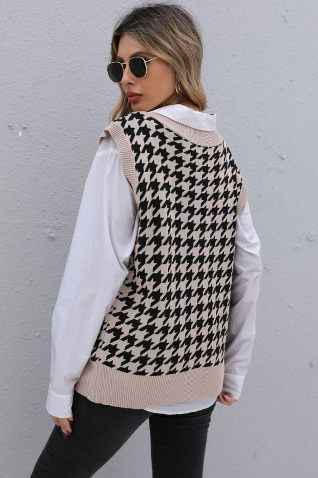 Houndstooth V-Neck Knit Vest Trendsi