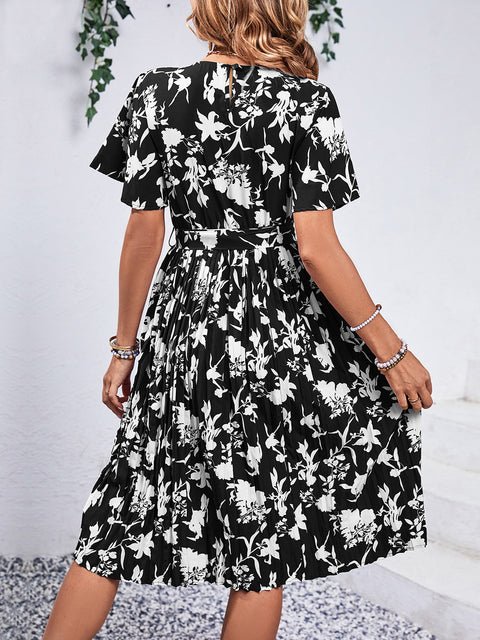 Printed Round Neck Short Sleeve Dress Trendsi