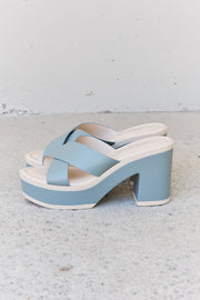 Weeboo Cherish The Moments Contrast Platform Sandals in Misty Blue Trendsi